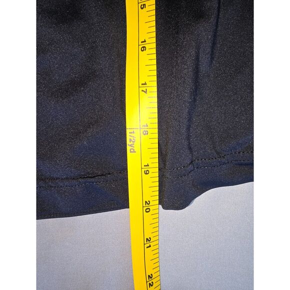 2 Pair Under Armour Raid 2.0 shorts, 10 inch inseam - Small - Picture 8 of 9